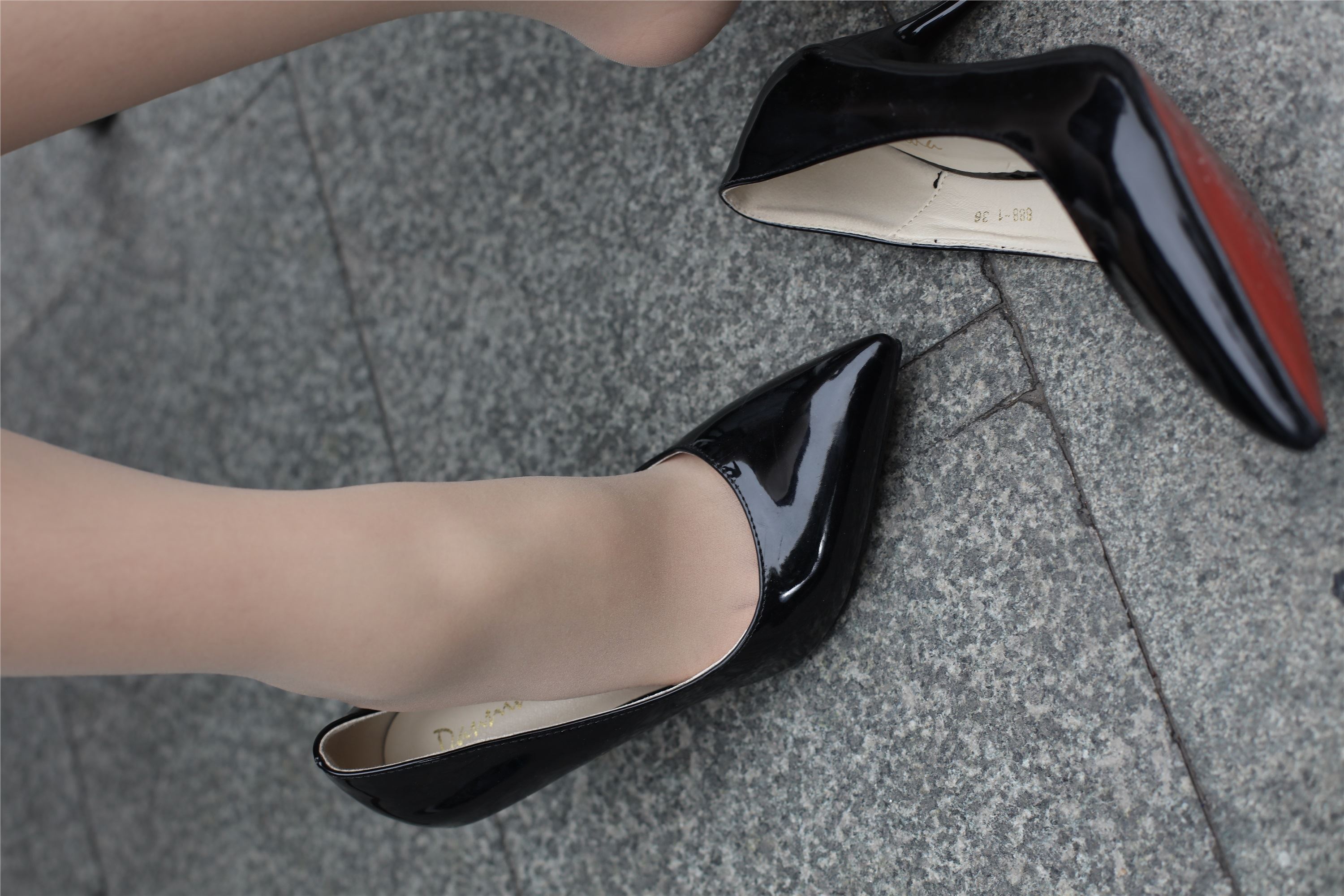 奈丝写真 NO.023 花米-向你“投递”一位窈窕淑女